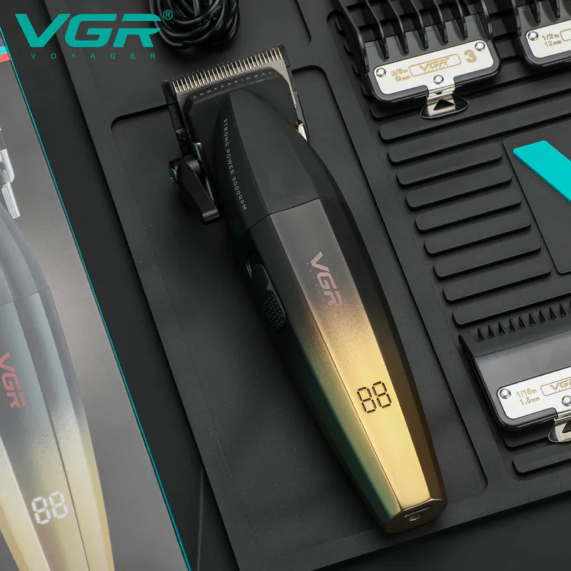 Машинка для стрижки VGR VOYAGER V-003C Salon Series — золотая - Изображение 1